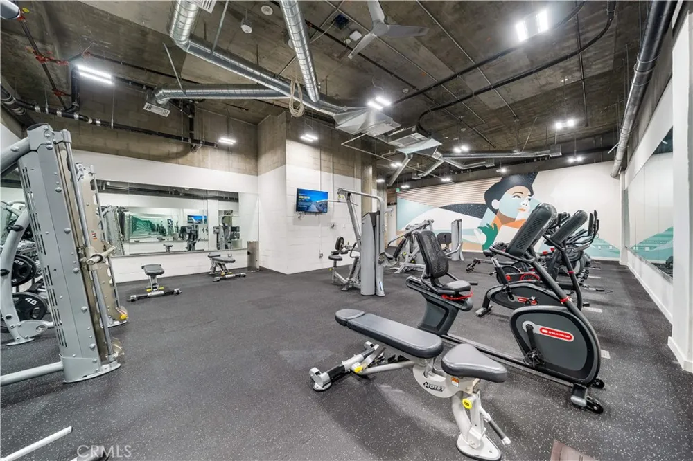 218 El Molino Avenue #303 Pasadena, CA 91101