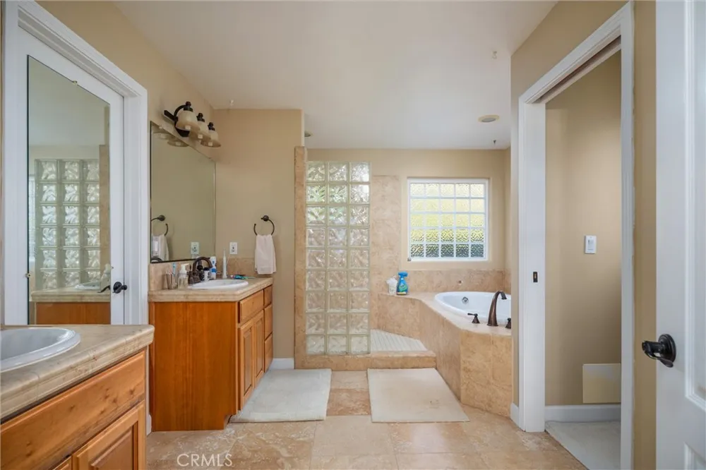 2740 Ironwood Morro Bay, CA 93442