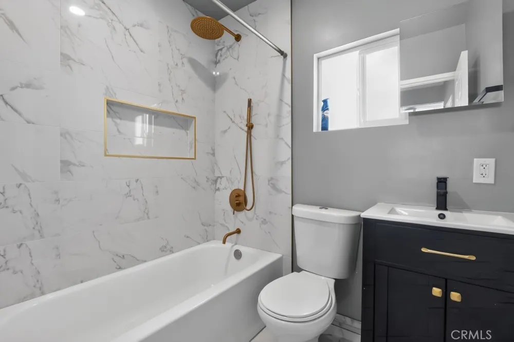 2869 Laurel Street Rosamond, CA 93560