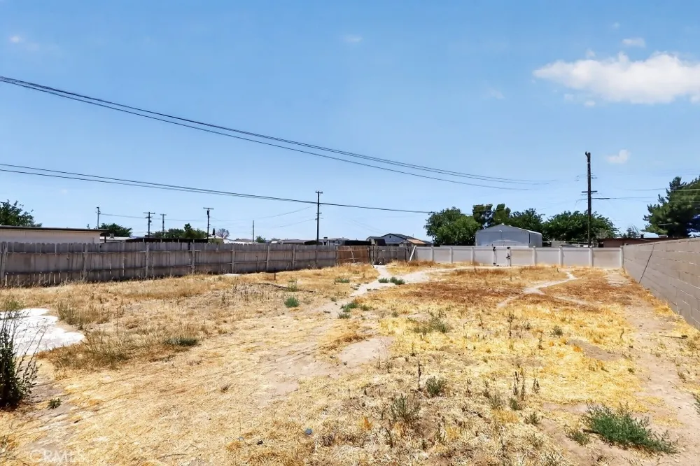 2869 Laurel Street Rosamond, CA 93560