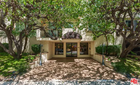 1520 Camden Avenue #105