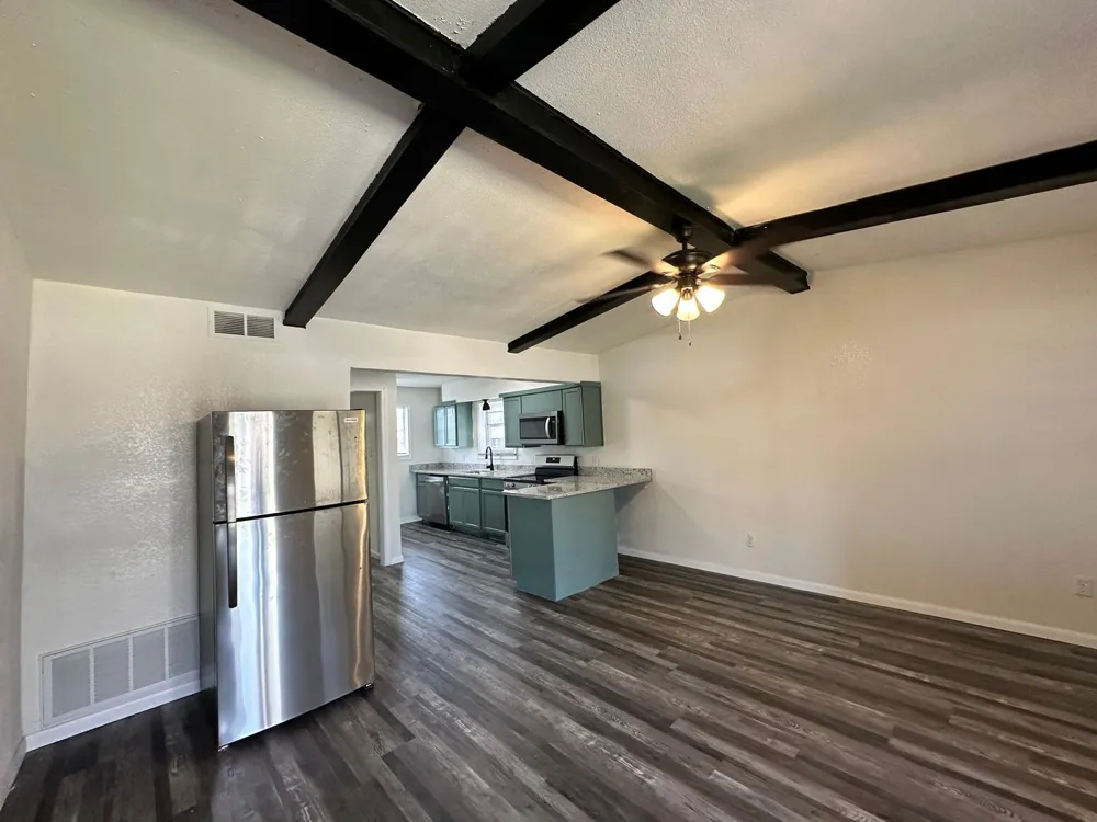 400 Bill Bradford #10 Sulphur Springs, TX 75482