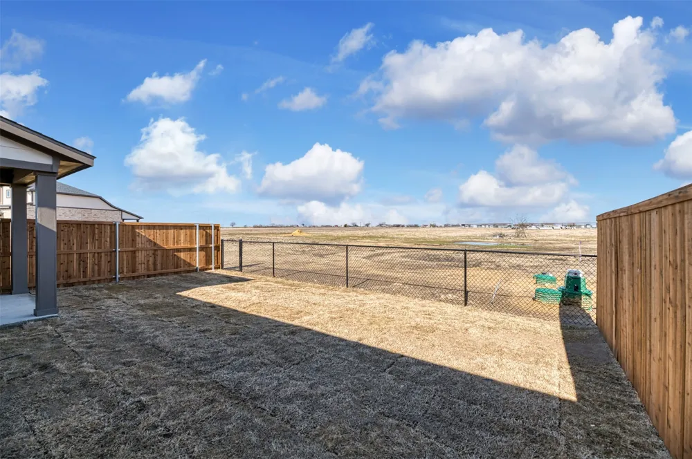 4062 LeCroy Court Midlothian, TX 76065