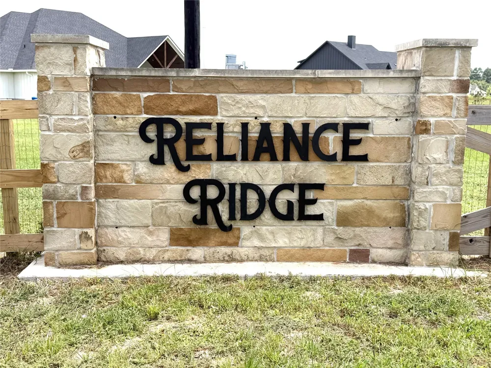 5801 Reliance Ridge Circle Bryan, TX 77808