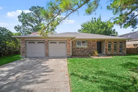 16463 Hickory Knoll Drive