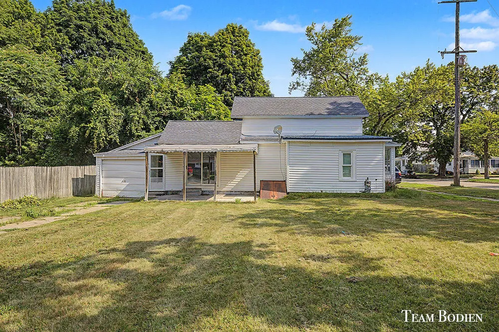 721 Pearl Street Belding, MI 48809