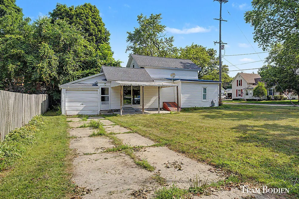 721 Pearl Street Belding, MI 48809