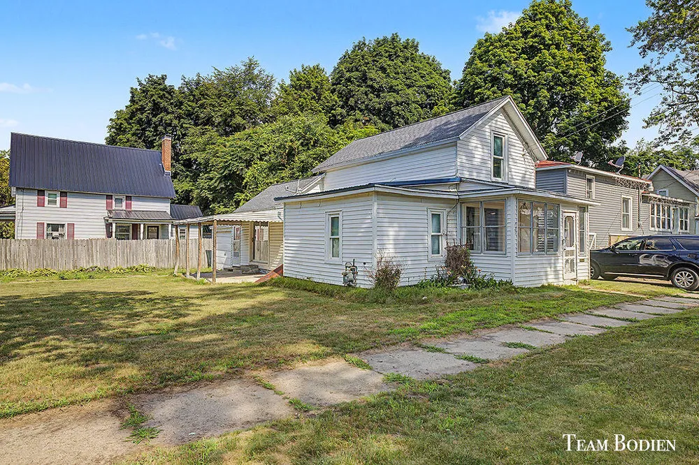 721 Pearl Street Belding, MI 48809