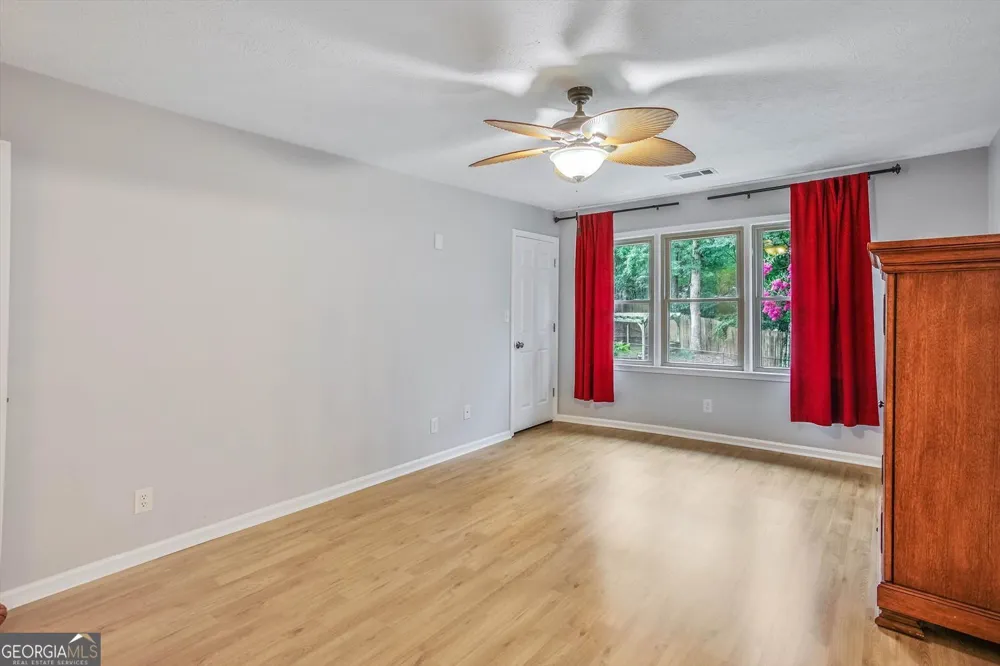 6420 Windsor Trace DR Peachtree Corners, GA 30092