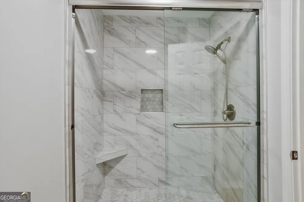 6420 Windsor Trace DR Peachtree Corners, GA 30092