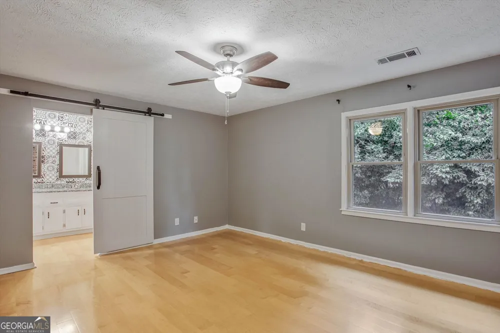 6420 Windsor Trace DR Peachtree Corners, GA 30092