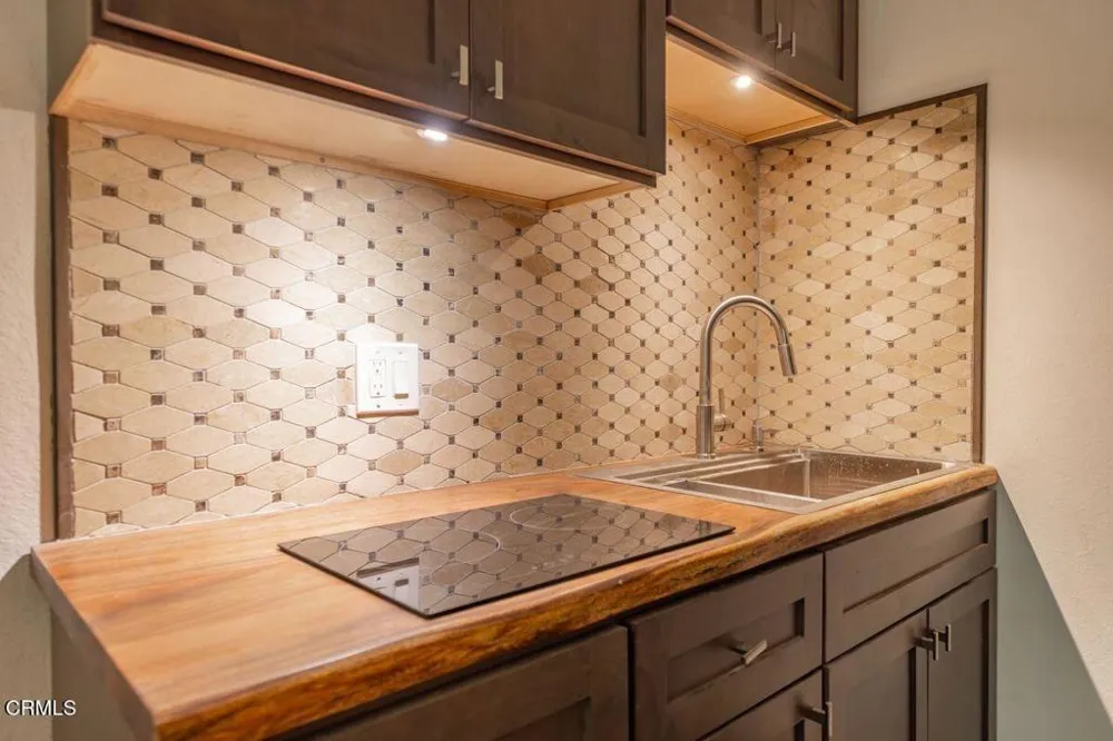 1008 Country Club Drive Ojai, CA 93023