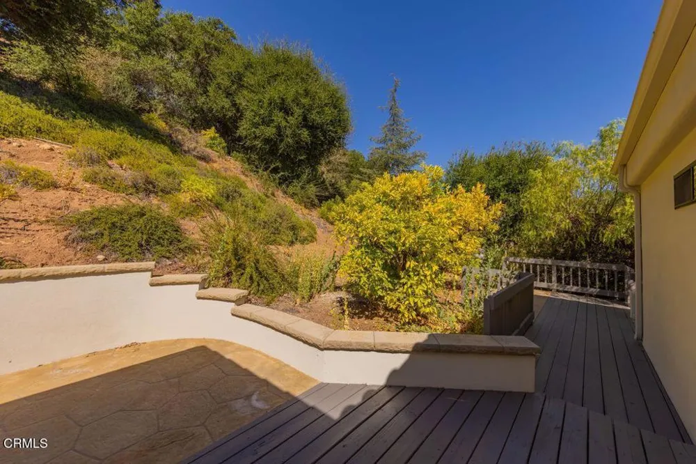1008 Country Club Drive Ojai, CA 93023