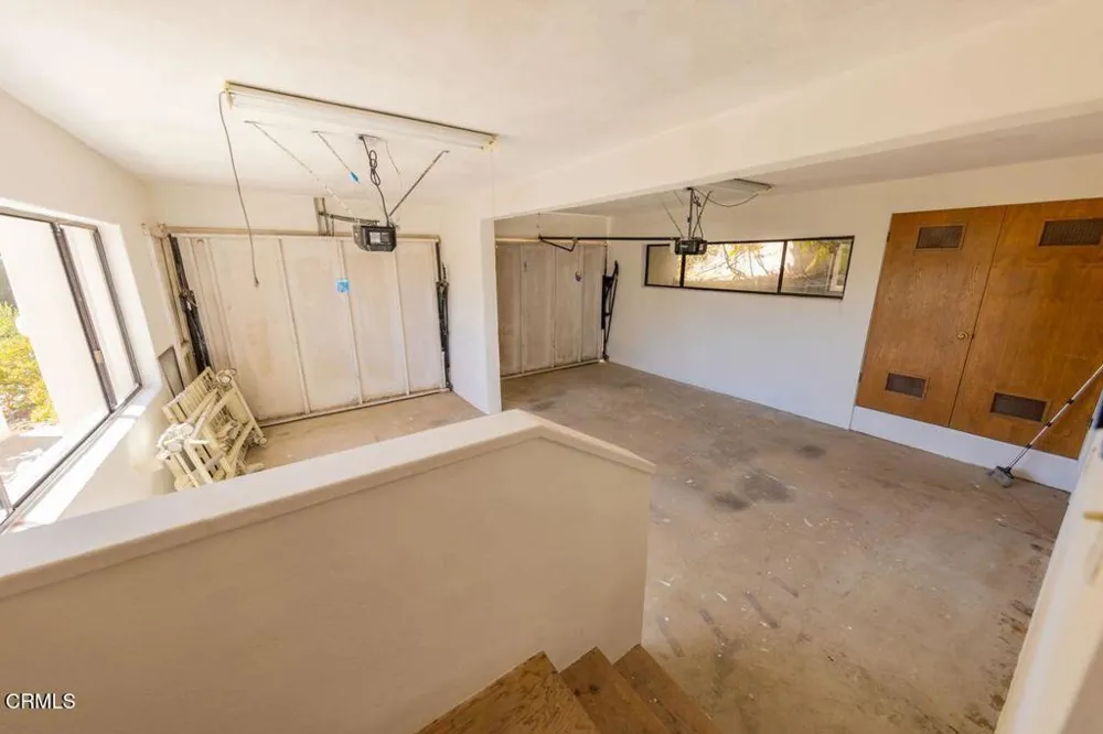 1008 Country Club Drive Ojai, CA 93023