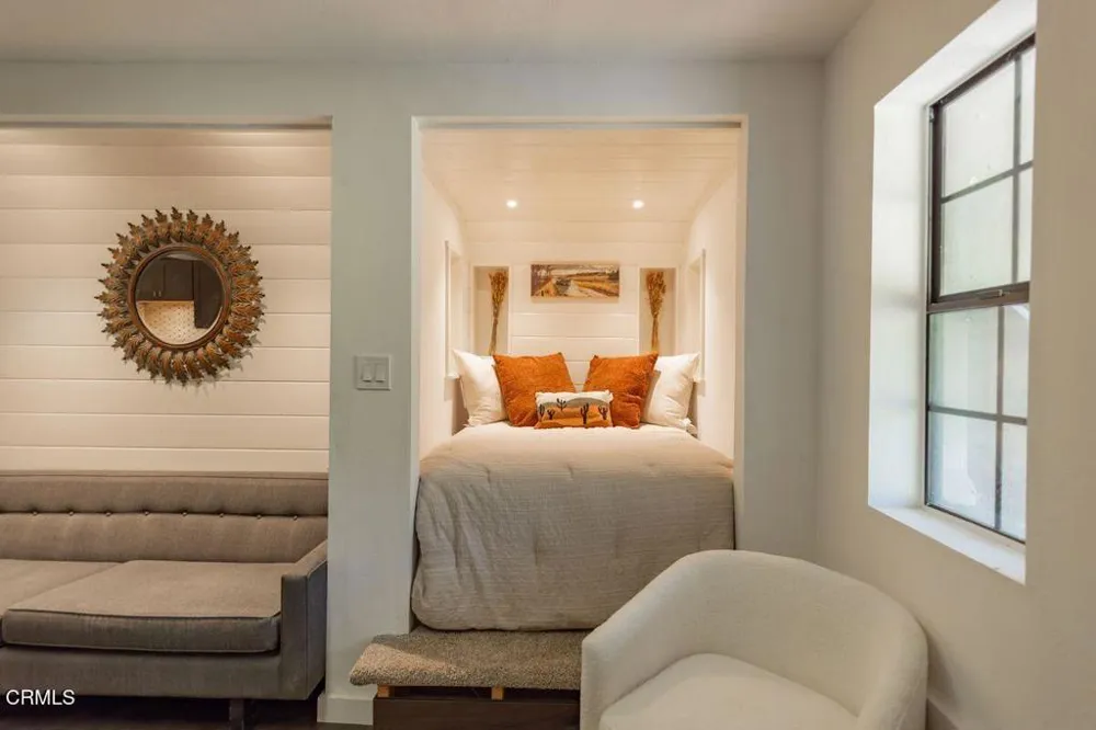 1008 Country Club Drive Ojai, CA 93023