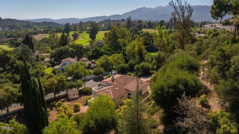 1008 Country Club Drive Ojai, CA 93023