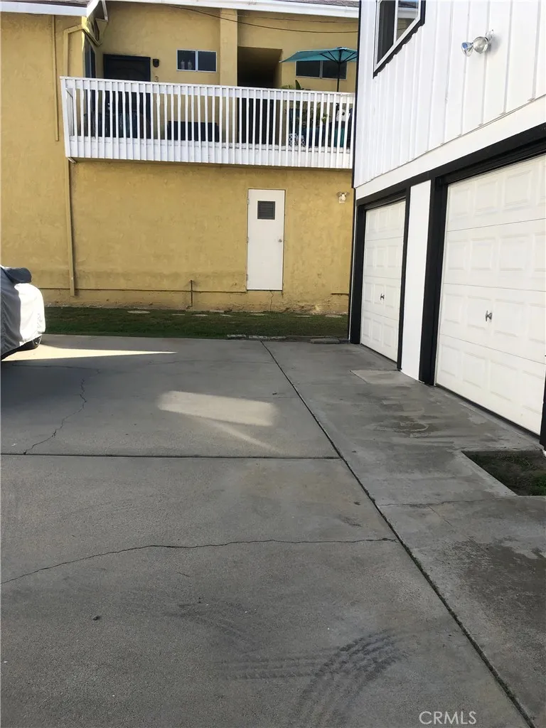 7871 Holt Drive #7 Huntington Beach, CA 92647
