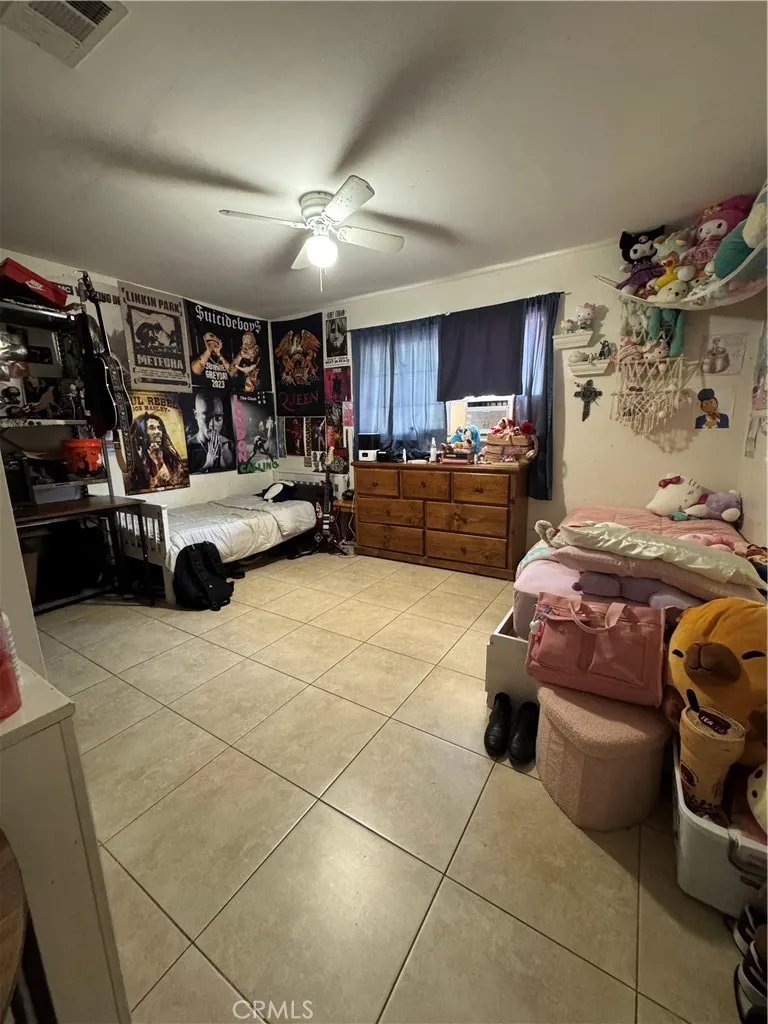 14530 Manzano Victorville, CA 92392