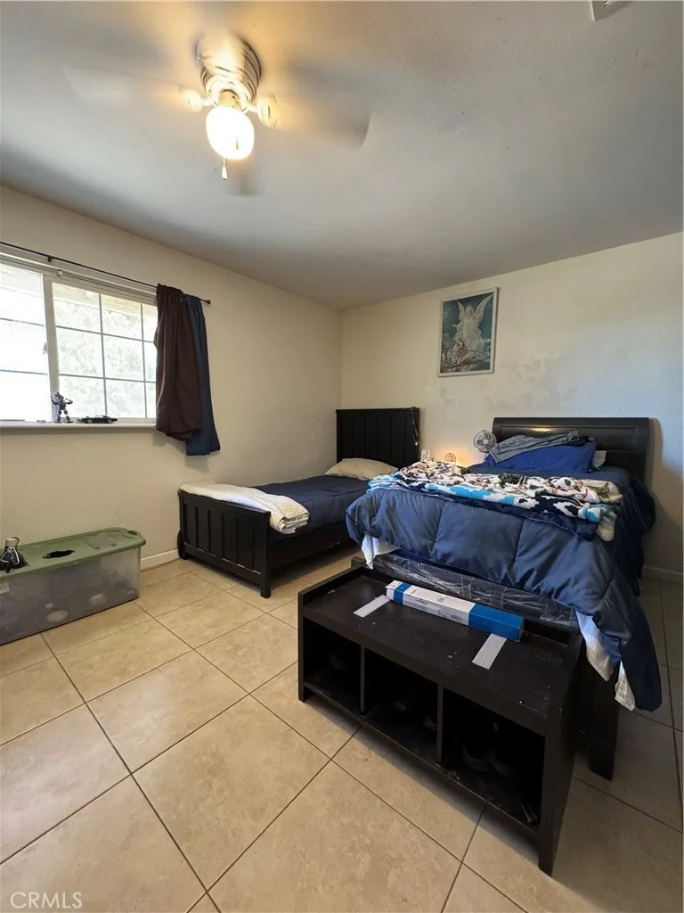 14530 Manzano Victorville, CA 92392