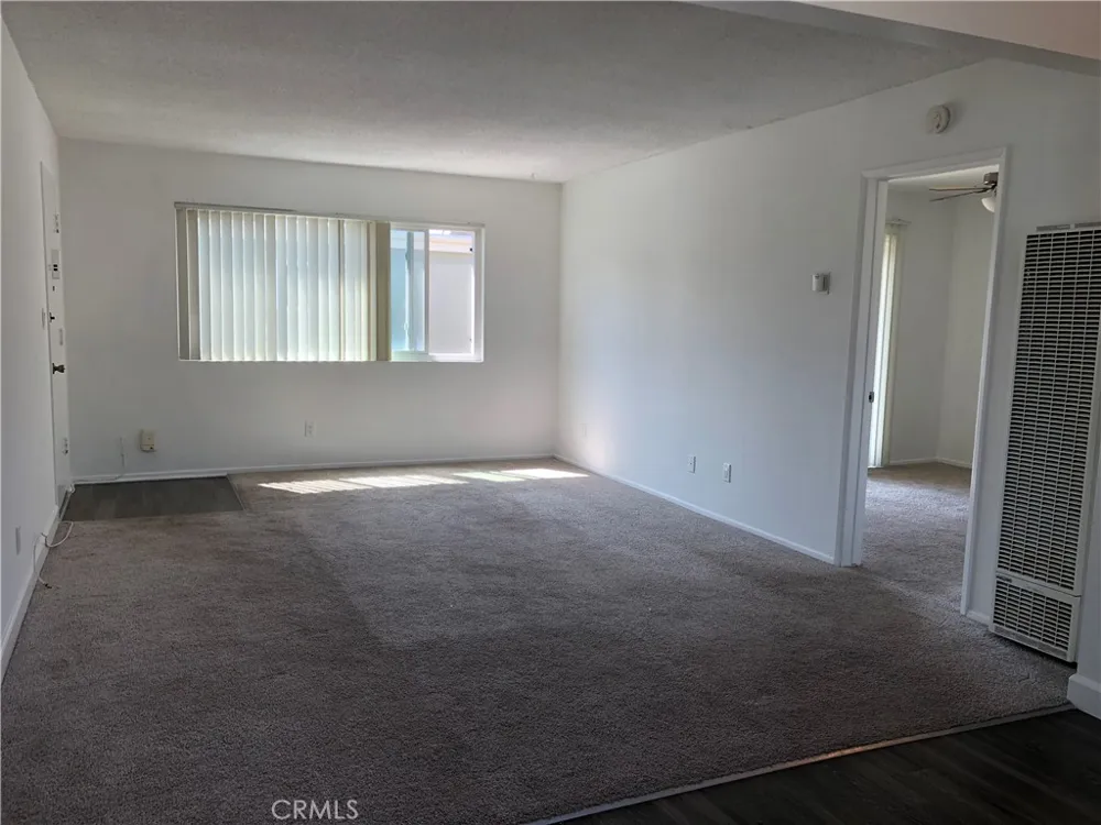 312 10th Street #E Huntington Beach, CA 92648