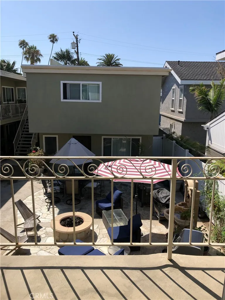 312 10th Street #E Huntington Beach, CA 92648