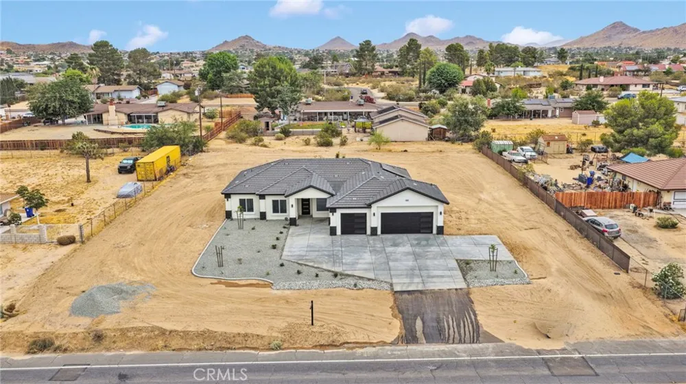 15561 Apple Valley Road Apple Valley, CA 92307