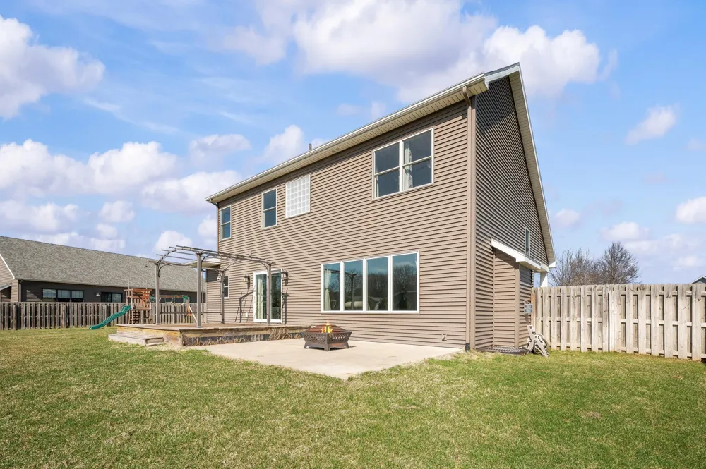 1835 Fox Prairie Road St. Joseph, MI 49085