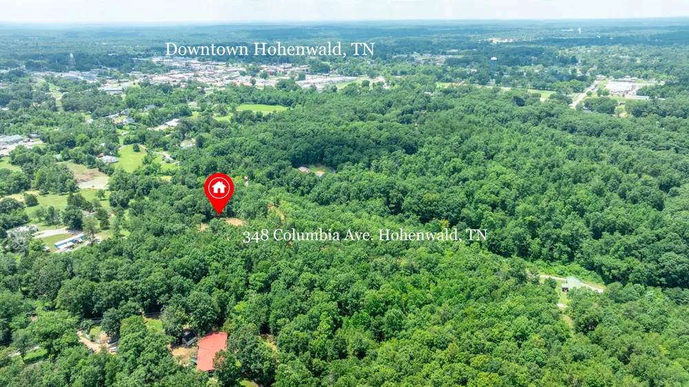 348 Columbia Ave Hohenwald, TN 38462