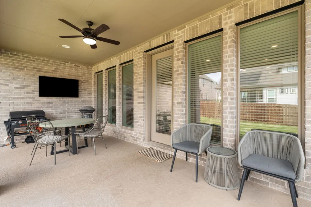 932 Mollie McBride Lane Leander, TX 78641