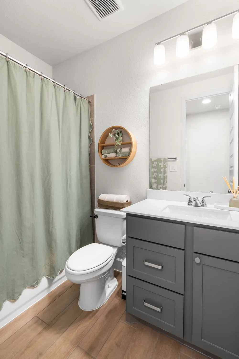 932 Mollie McBride Lane Leander, TX 78641