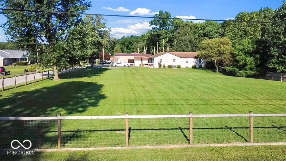 7785 E North Drive Camby, IN 46113