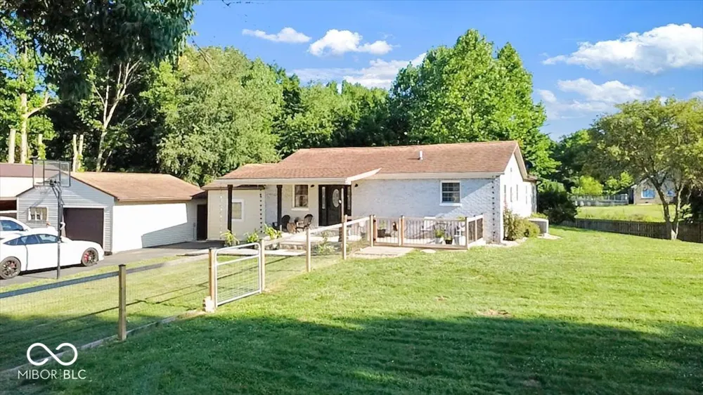 7785 E North Drive Camby, IN 46113