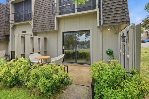4318 Overlook Court