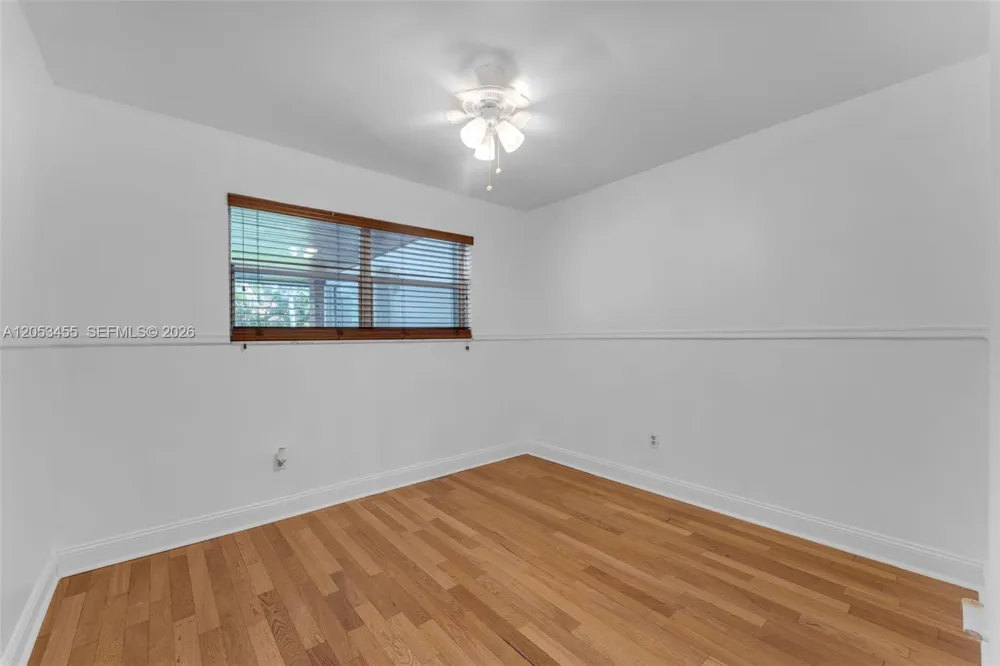 2900 SW 98th Ave Miami, FL 33165