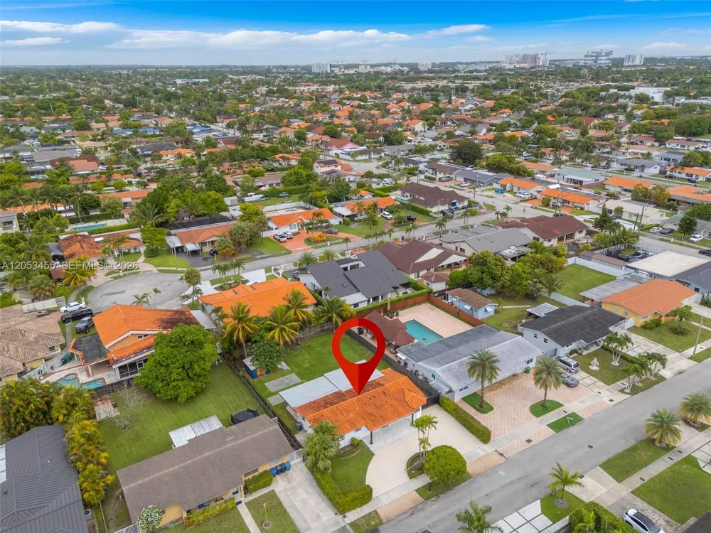 2900 SW 98th Ave Miami, FL 33165