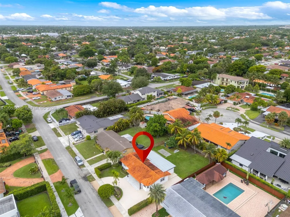 2900 SW 98th Ave Miami, FL 33165