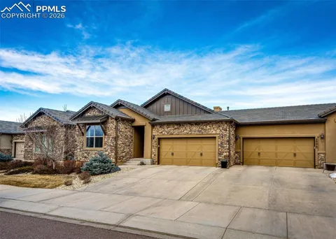 2086 Villa Creek Circle