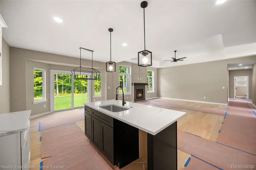 34823 CARDINAL LANE Richmond City, MI 48062