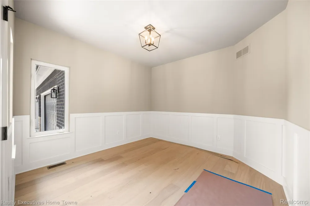 34823 CARDINAL LANE Richmond City, MI 48062