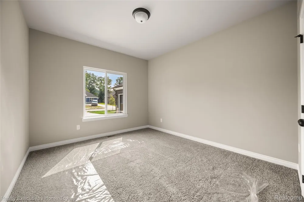 34823 CARDINAL LANE Richmond City, MI 48062