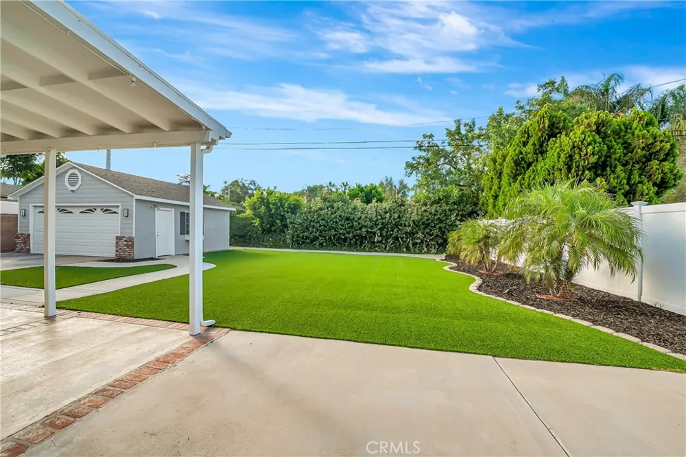 22907 Leonora Dr Woodland Hills, CA 91367