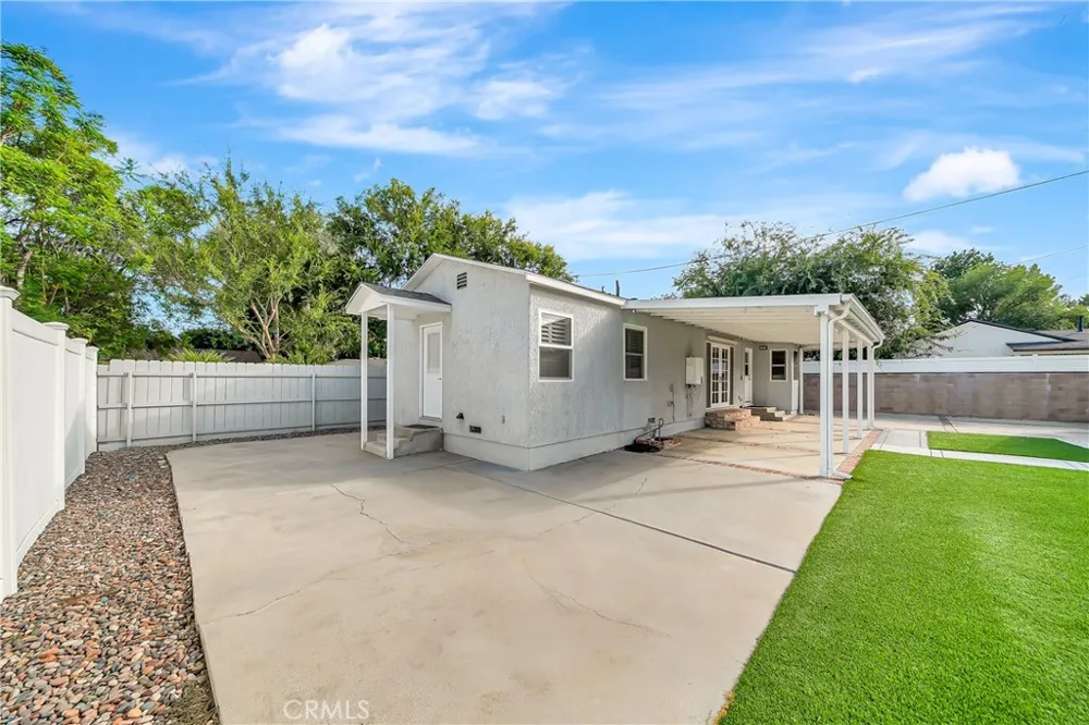 22907 Leonora Dr Woodland Hills, CA 91367