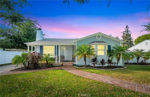 22907 Leonora Dr