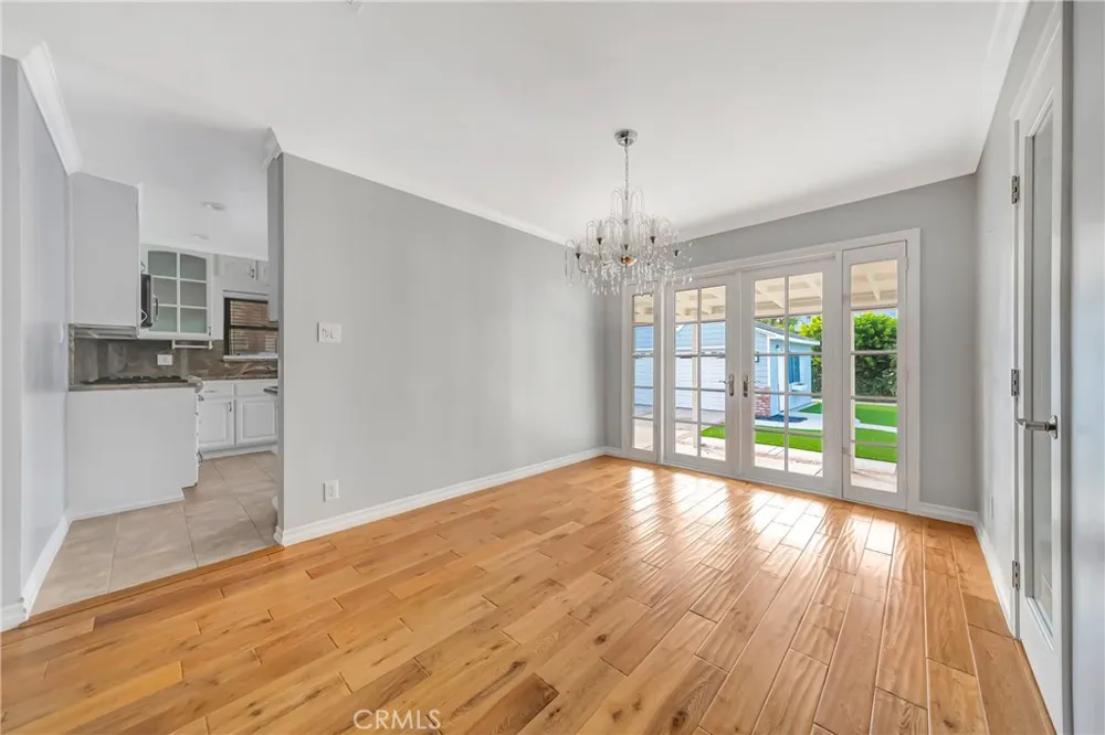 22907 Leonora Dr Woodland Hills, CA 91367