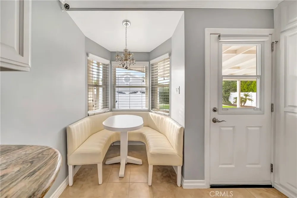 22907 Leonora Dr Woodland Hills, CA 91367