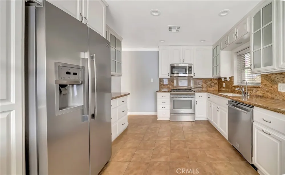 22907 Leonora Dr Woodland Hills, CA 91367