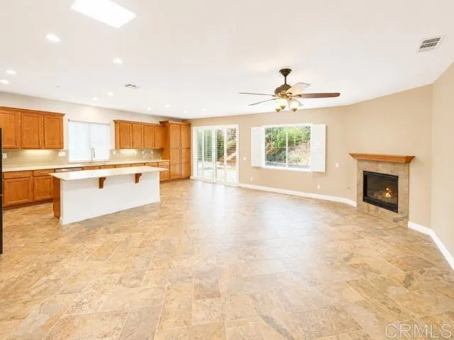 1247 Bellingham Dr Oceanside, CA 92057