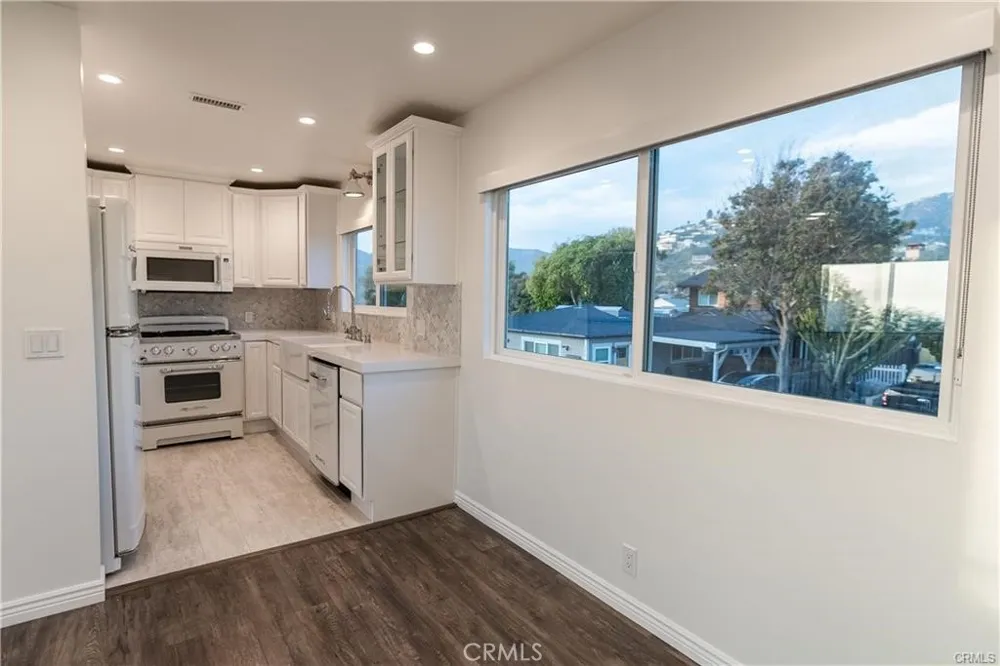 577 S Ramona #E Laguna Beach, CA 92651