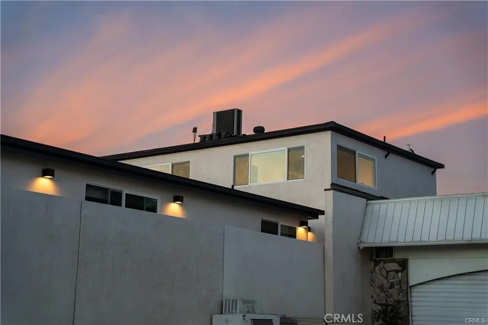 577 S Ramona #E Laguna Beach, CA 92651