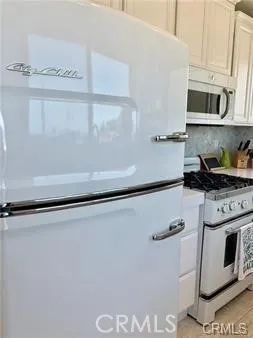 577 S Ramona #E Laguna Beach, CA 92651